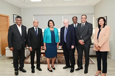 MFSEP Minister met Mervyn King_3